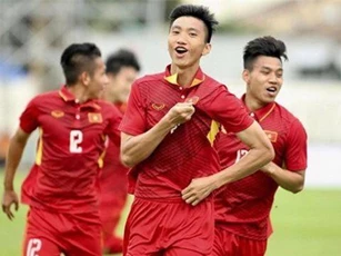 Muangthong United muốn chiêu mộ Văn Hậu