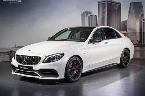 6. Mercedes-AMG C63.