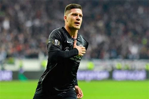 Tiền đạo: Luka Jovic (Frankfurt).