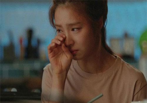 Ngỏ lời xin 9 tráp ăn hỏi liền bị bà thông gia tương lai "nói mát", bố tôi bèn đưa ra quyết định thế này