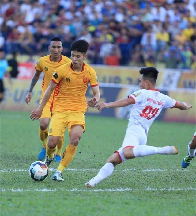 CLB Thanh Hoá thắng Nam Định sau trận cầu gây tranh cãi - 1