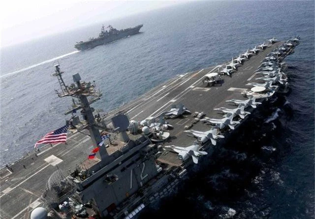 Iran tự nhận là cường quốc hùng mạnh, không e sợ tàu sân bay Mỹ - 2