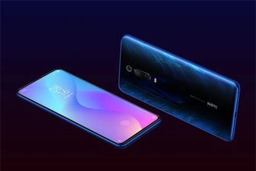 “Trái tim” của Xiaomi Redmi K20 là chip Qualcomm Snapdragon 730 (sản xuất trên tiến trình 8 nm) lõi 8 với tốc độ cao nhất 2,2 GHz, GPU Adreno 618. RAM 6 GB, bộ nhớ trong 64/128 GB, không có khay cắm thẻ microSD. Hệ điều hành Android 9.0 Pie, được tùy biến trên giao diện MIUI 10.