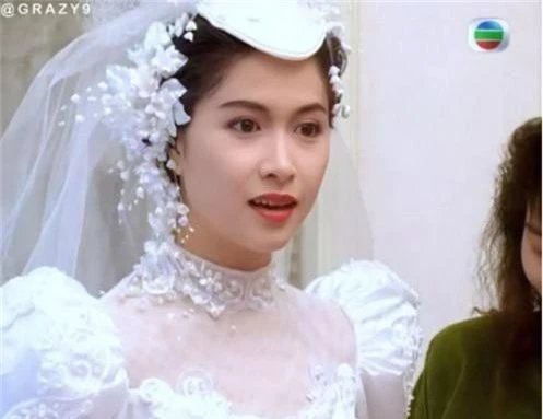 27 mỹ nhân tuyệt sắc Hong Kong mặc váy cưới tinh khôi, Lê Tư hay Châu Huệ Mẫn mới kinh diễm hơn cả? - Ảnh 27.