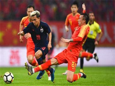 Thái Lan có nguy cơ mất Chanathip ở trận đấu với đội tuyển Việt Nam