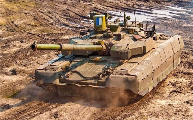 Sieu tang BM Oplot Ukraine lieu co “tong tien” duoc T-55 o Peru?