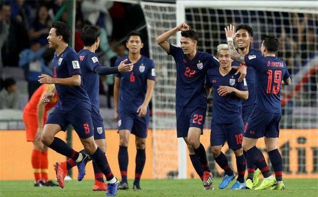 HLV Thái Lan triệu tập gấp “gương mặt lạ” chờ đấu đội tuyển Việt Nam