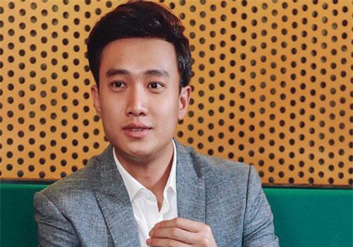 Quốc Trường "Về nhà đi con" nói gì trước nghi vấn lộ tin nhắn nhạy cảm với gái trẻ?