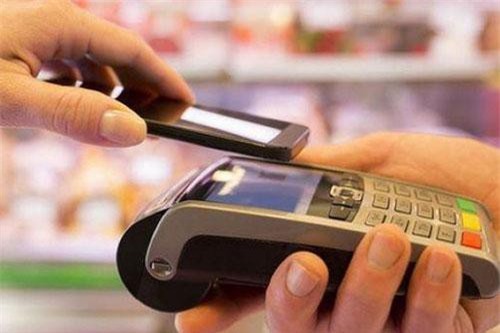 Thị trường thanh toán điện tử "tăng nhiệt" vì Mobile Money