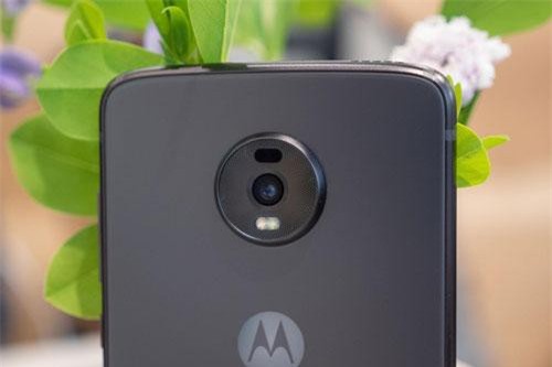 Smartphone chống nước, chip Snapdragon 675, camera 48 MP