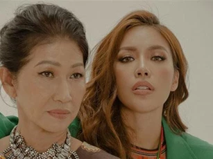 Siêu mẫu Minh Tú tâm sự “sốc” về chuyện lấy chồng