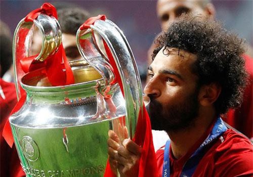 Salah hài hước cho biết anh là tín đồ của VAR