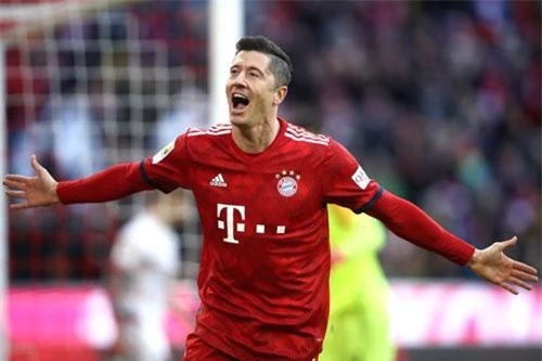 =5. Robert Lewandowski (Bayern Munich, 22 bàn - 44 điểm).