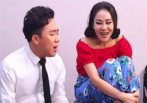 Cùng là chị em thân thiết, khi Thu Minh gây tranh cãi vì Diva, Tùng Dương phát ngôn sốc còn Trấn Thành lại được ca ngợi vì điều này