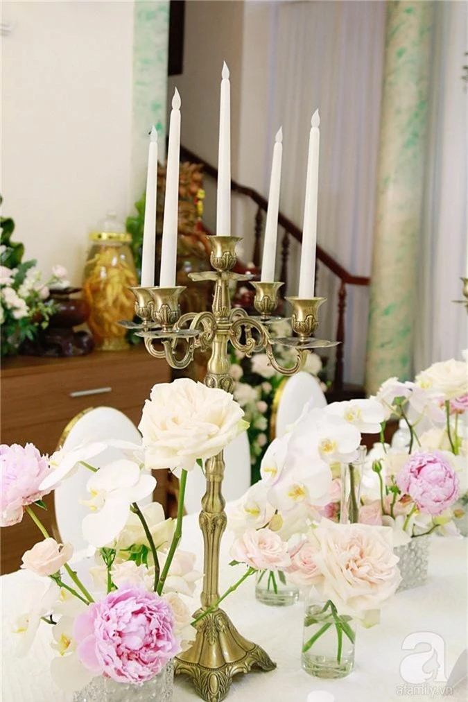 Trực tiếp đám cưới Dương Khắc Linh - Sara Lưu: Nhà cô dâu bày tiệc hoa giản dị, không phô trương - Ảnh 12.