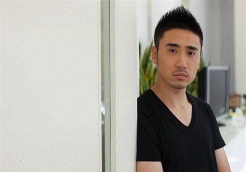 Vợ lén lút với sếp, tôi nung nấu ý định trả thù nhưng vừa tung ra bằng chứng, tôi đã bật khóc ân hận vì sự thật phía sau