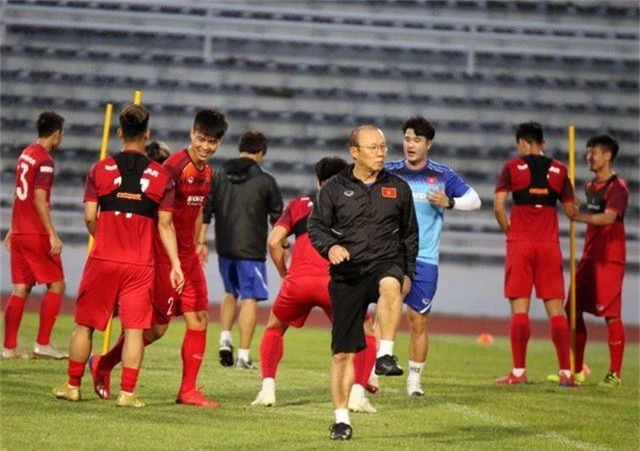 Đội hình nào cho đội tuyển Việt Nam trước cuộc đấu với Thái Lan? - 14