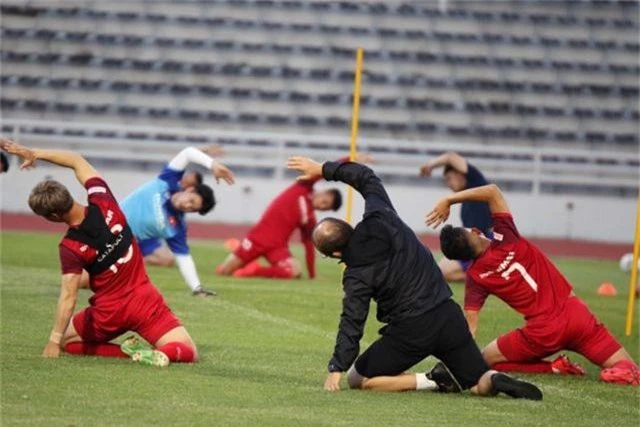 Đội hình nào cho đội tuyển Việt Nam trước cuộc đấu với Thái Lan? - 15