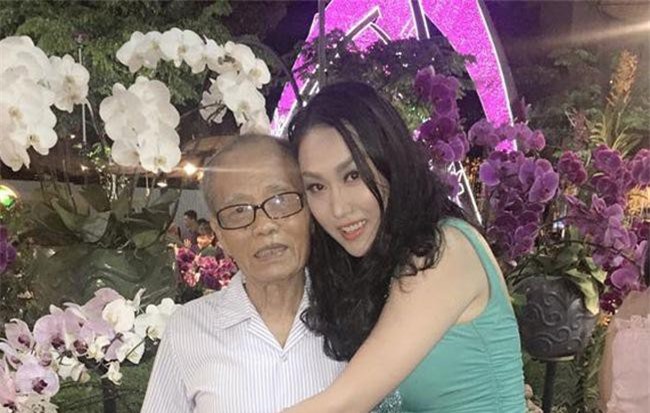 Bố Phi Thanh Vân đột ngột qua đời không kịp gặp gỡ con cái trước giờ lâm chung