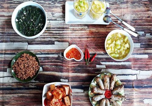 Tìm lại hương vị mâm cơm của bà, của mẹ khi xưa với những món ăn giản dị thân thương