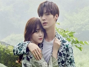 Chỉ bằng một hành động tưởng không liên quan, "nàng cỏ" Goo Hye Sun đã làm rõ tin đồn trục trặc với chồng trẻ
