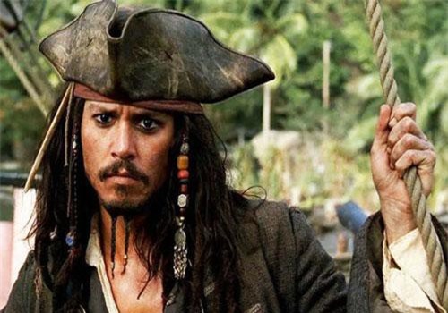 Fan biểu tình đòi Johnny Depp quay lại “Cướp biển vùng Carribean”