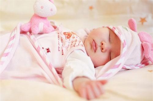 Hà Nội: Triệt phá đường dây buôn bán trẻ sơ sinh xuyên quốc gia