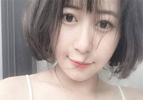 Gái xinh bất ngờ nổi tiếng sau khi bị bạn thân lên Facebook "rao bán" vì ế