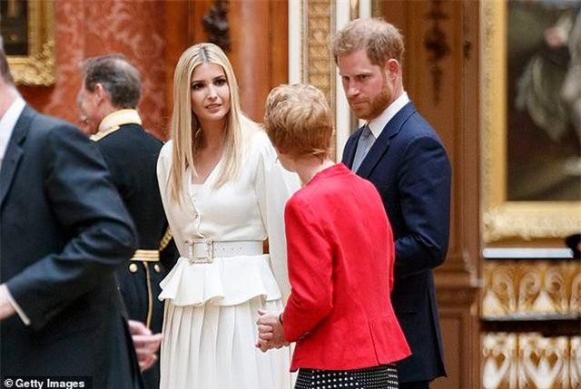 Hoàng tử Anh Harry vắng mặt tại quốc yến vì “bất mãn” với ông Trump?