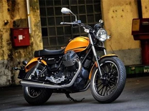 Moto Guzzi V9 Roamer: Công suất 55 mã lực, giá 233 triệu