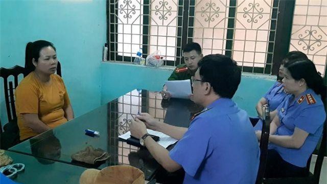 Nam Định: Bắt “nữ quái” vận chuyển 7kg ma túy đá và 15.000 viên hồng phiến