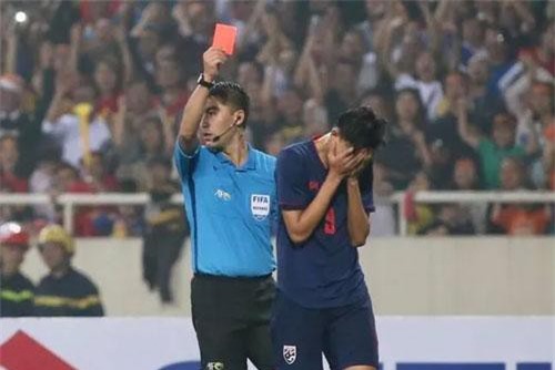 Ngôi sao Thái Lan bị ám ảnh bởi thất bại nặng nề trước Việt Nam