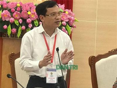 Bộ Công an cảnh báo bút tàng hình, kính có camera dùng để gian lận thi cử