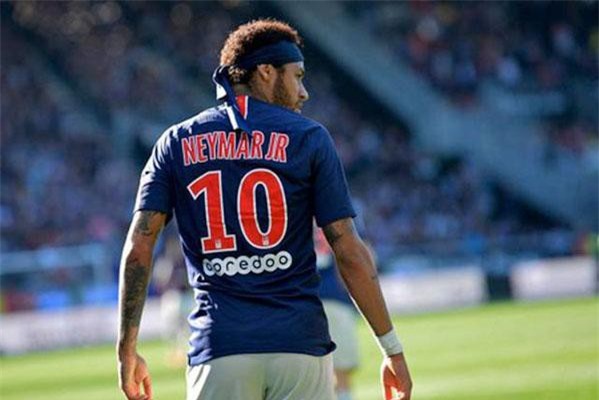 Bị cáo buộc hiếp dâm, Neymar cứng rắn tung bằng chứng phủ nhận