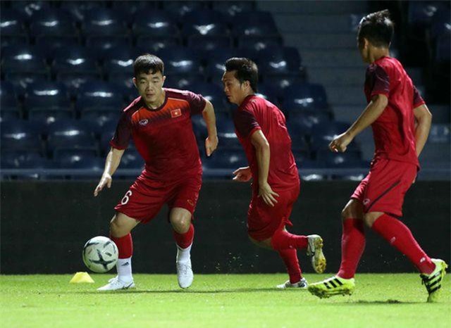 Báo Thái Lan lo ngại hai “tay trong” của đội tuyển Việt Nam