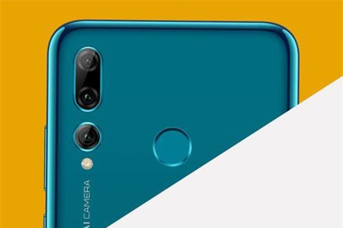 Cận cảnh smartphone 3 camera sau, pin 3.400 mAh, RAM 6 GB, giá ‘mềm’