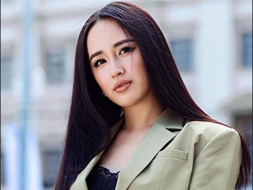 Không chỉ "thả thính" chuyên nghiệp trên mạng, Mai Phương Thúy còn bỏ túi hàng loạt phát ngôn không thể "chất" hơn về tình yêu!