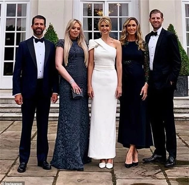 Ngày thứ 3 tại Anh, Ivanka Trump tiếp tục làm chao đảo giới truyền thông, "áp đảo" cả gia đình hoàng gia bằng màn thể hiện xuất chúng - Ảnh 5.