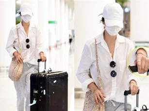Lần đầu sau khi Song Joong Ki ám chỉ vợ chồng còn êm ấm, Song Hye Kyo xuất hiện với biểu cảm gây lo lắng
