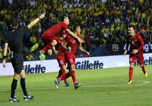 Nhà báo Lại Văn Sâm: ‘ĐTVN chấp Thái Lan đá xấu’