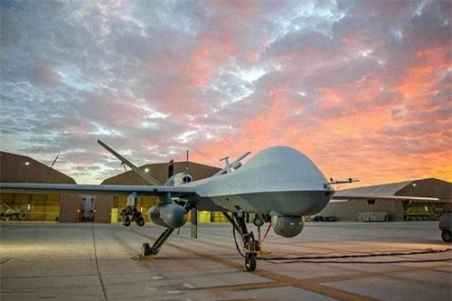 Máy bay không người lái CH-5. Máy bay không người lái CH-5.