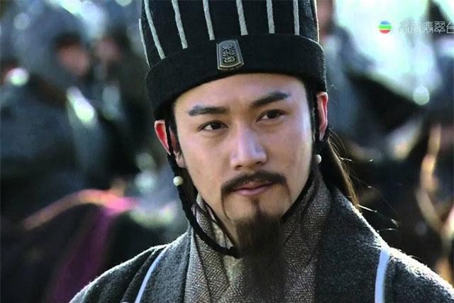 Chỉ vài lời nói, Gia Cát Lượng đã khiến Mã Siêu phải buông tay khỏi kiếm