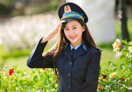 Dàn nữ sinh trường công an là hoa khôi, thí sinh Hoa hậu Hoàn vũ