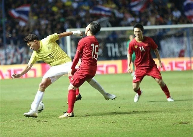 Báo Hàn Quốc: “Đội tuyển Việt Nam đã thắng may mắn Thái Lan” - 2