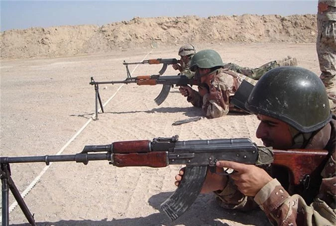 Lạ chưa: Mỹ mua hàng triệu viên đạn AK-47, DshKM - Hình 5 La chua: My mua hang trieu vien dan AK-47, DshKM-Hinh-5