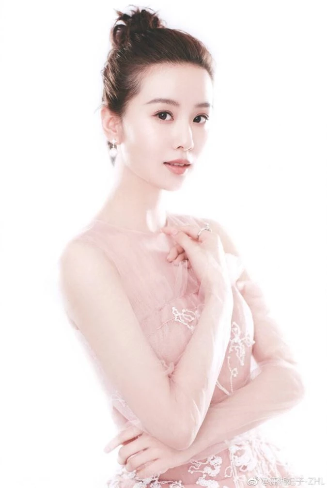 Lưu Thi Thi khoe hình con trai sau khi thắng vụ kiện vì bị tố vô sinh - Ảnh 3. Lưu Thi Thi khoe hình con trai sau khi thắng vụ kiện vì bị tố vô sinh - Ảnh 3.
