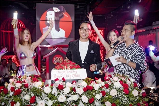 Thực hư chuyện nhạc sĩ Nguyễn Hồng Thuận chi tới 1,3 tỷ làm tiệc sinh nhật mời bạn bè nghệ sĩ - Ảnh 2.
