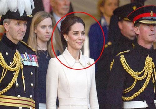 Tái xuất với vẻ ngoài khác thường không nhận ra, Công nương Kate bất ngờ dính nghi án thẩm mỹ ở điểm này