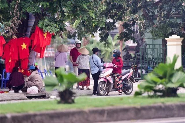 Trước trận U23 Việt Nam - Myanmar: Cò vé hét giá “khủng” - 1