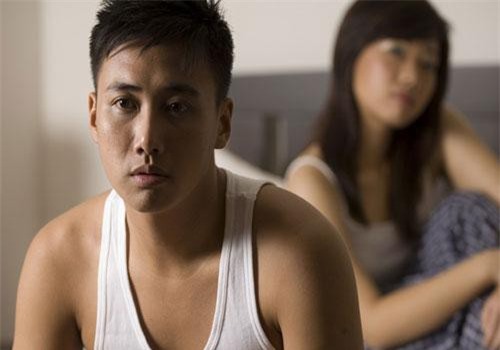 Món quà cưới hơn 20 tỷ khiến tôi quyết định giấu kỹ bí mật của mình, nào ngờ ngay đêm tân hôn vợ lại "ngửa bài" bằng một nụ cười khẩy